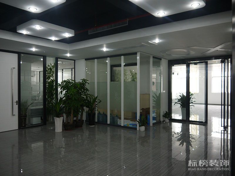 深圳廠房裝修，無塵車間裝修，深圳裝飾，深圳辦公室裝修